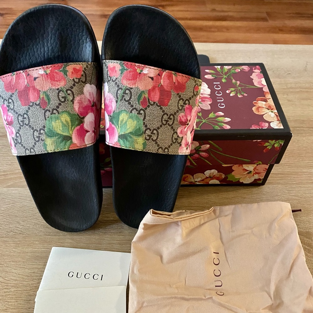 Gucci Blooms slides size 38
